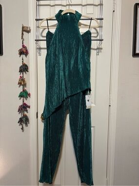 Commense Teal Pleated Halter Set